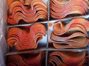 Икра минтая вяленая: Ресторанные гренки с паприкой